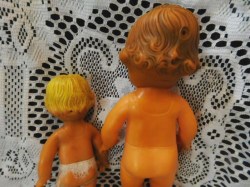 2 vinyl 50s molded view